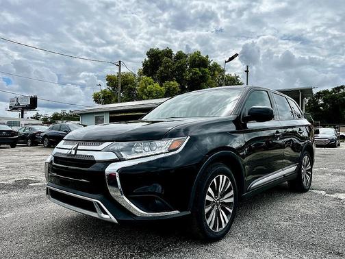 2020 Mitsubishi Outlander ES