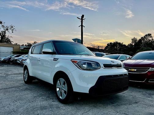 2016 Kia Soul Base