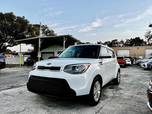 2016 Kia Soul Base