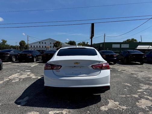 2020 Chevrolet Malibu FWD LT