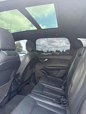 Orca Black Metallic 2017 Audi Q7 2.0T Premium Plus