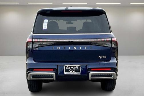 2025 INFINITI QX80 PURE
