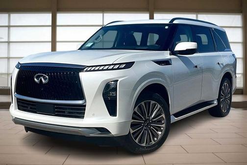 2025 INFINITI QX80 LUXE