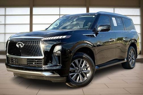2025 INFINITI QX80 PURE