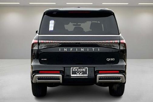 2025 INFINITI QX80 PURE