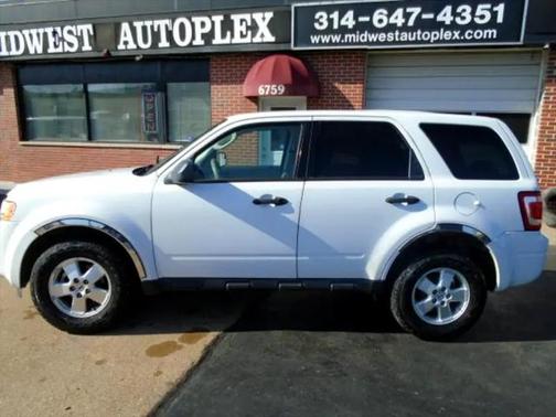 2010 Ford Escape XLS