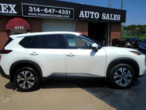 2021 Nissan Rogue SV