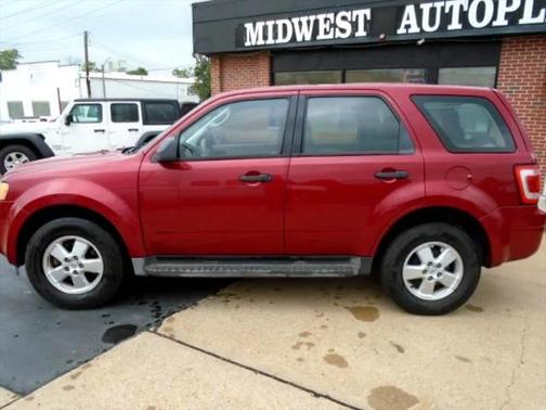 2010 Ford Escape XLS