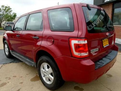 2010 Ford Escape XLS