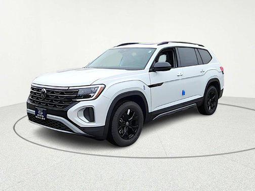 2026 Volkswagen Atlas Peak Edition