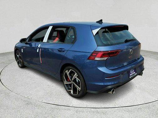 2025 Volkswagen Golf GTI 2.0T SE DSG