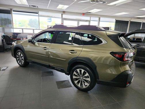 2025 Subaru Outback Touring XT