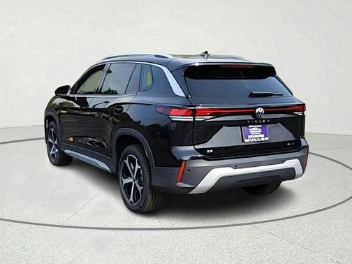 2025 Volkswagen Tiguan 2.0T SE 4MOTION