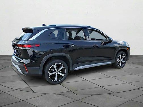 Deep Black Pearl 2025 Volkswagen Tiguan 2.0T SE 4MOTION
