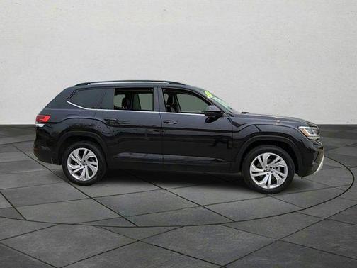 2022 Volkswagen Atlas 3.6L SE w/Technology