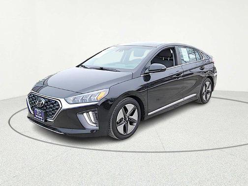 2022 Hyundai IONIQ Hybrid SEL