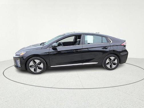 2022 Hyundai IONIQ Hybrid SEL