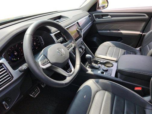 2022 Volkswagen Atlas 3.6L SEL Premium