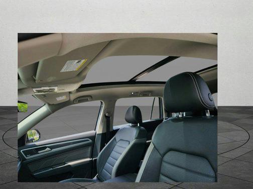 2022 Volkswagen Atlas 3.6L SEL Premium
