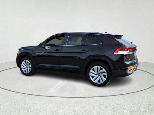 2022 Volkswagen Atlas Cross Sport 3.6L V6 SE w/Technology