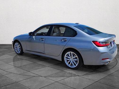 2023 BMW 330 330i