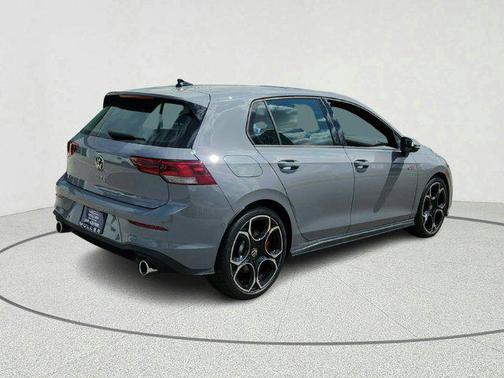 2025 Volkswagen Golf GTI 2.0T S DSG