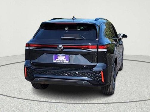 2025 Volkswagen Tiguan 2.0T SE R-Line Black 4MOTION