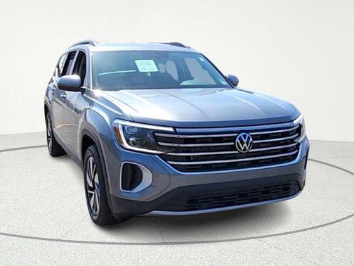 2025 Volkswagen Atlas 2.0T SE w/Technology 4MOTION