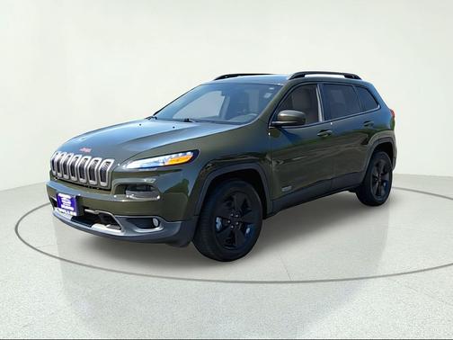 Recon Green Clearcoat 2017 Jeep Cherokee 75th Anniversary Edition 4x4