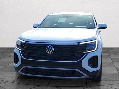 2025 Volkswagen Atlas Cross Sport 2.0T SE
