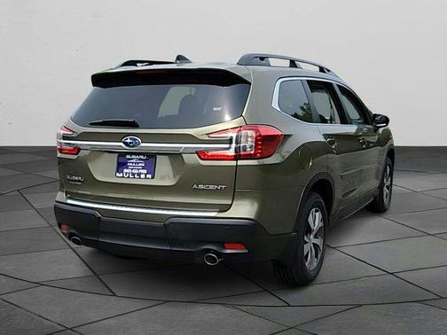 2025 Subaru Ascent Premium 8-Passenger