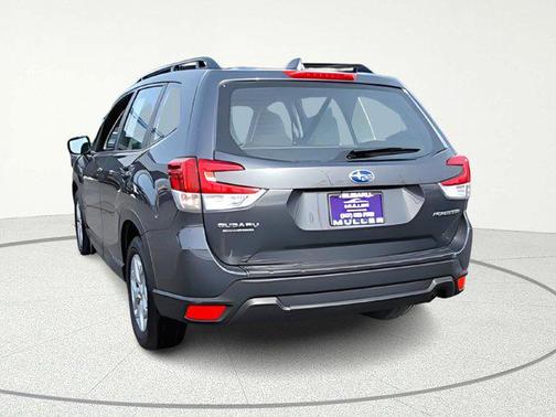 2022 Subaru Forester Base