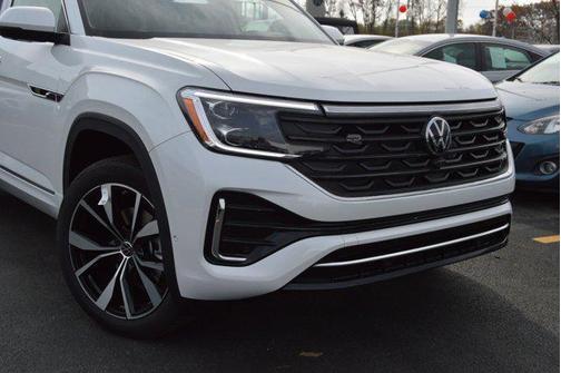2025 Volkswagen Atlas 2.0T SEL Premium R-Line 4MOTION