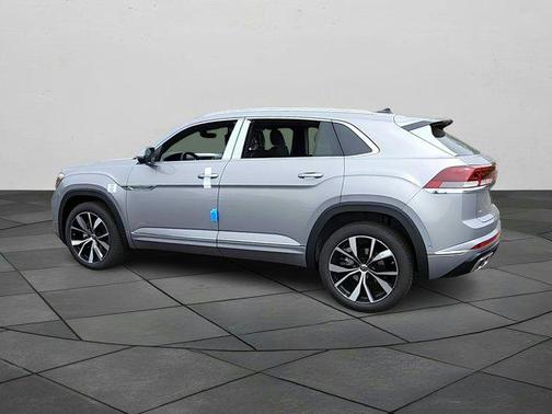 2025 Volkswagen Atlas Cross Sport 2.0T SEL Premium