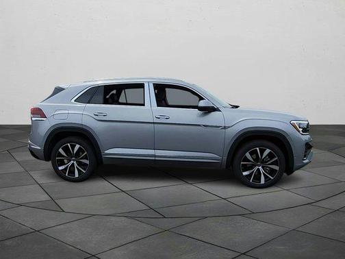 2025 Volkswagen Atlas Cross Sport 2.0T SEL Premium