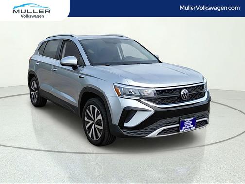 Pyrite Silver Metallic 2023 Volkswagen Taos 1.5T SE