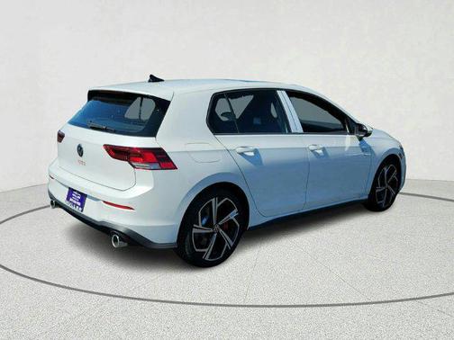 2025 Volkswagen Golf GTI 2.0T SE DSG