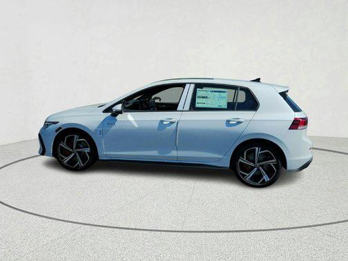 2025 Volkswagen Golf GTI 2.0T SE DSG