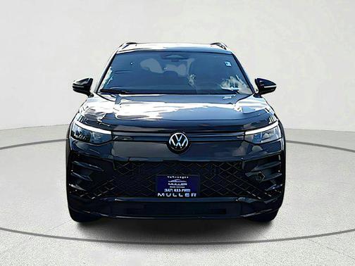 2025 Volkswagen Tiguan 2.0T SE R-Line Black 4MOTION