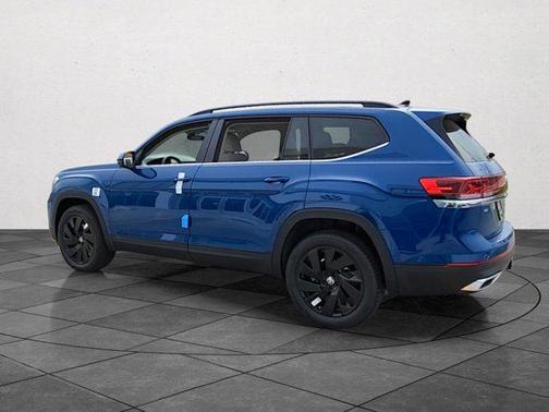 2025 Volkswagen Atlas 2.0T SE w/Technology 4MOTION