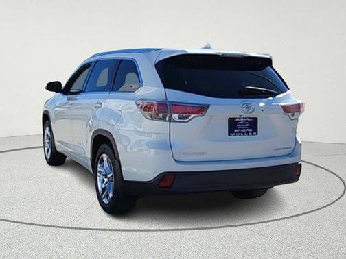 2016 Toyota Highlander Limited Platinum