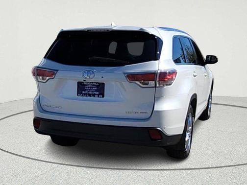 2016 Toyota Highlander Limited Platinum