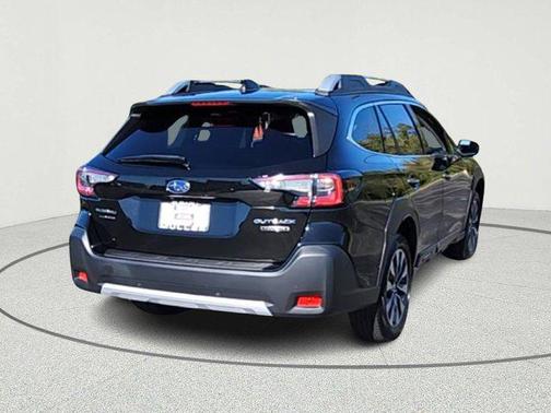2023 Subaru Outback Touring