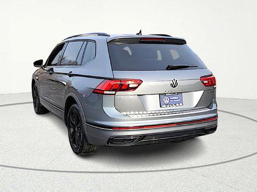 2022 Volkswagen Tiguan 2.0T SE R-Line Black 4MOTION