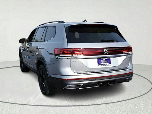 2026 Volkswagen Atlas 2.0T SE w/Technology 4MOTION