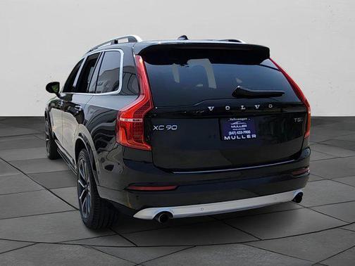 2018 Volvo XC90 T5 Momentum