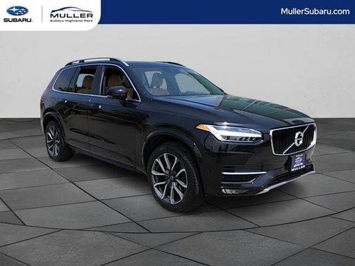 2018 Volvo XC90 T5 Momentum