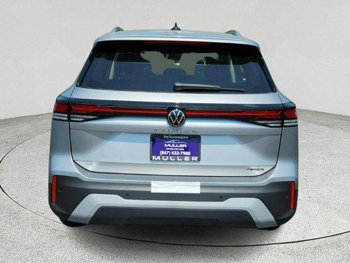 2025 Volkswagen Tiguan 2.0T SE 4MOTION