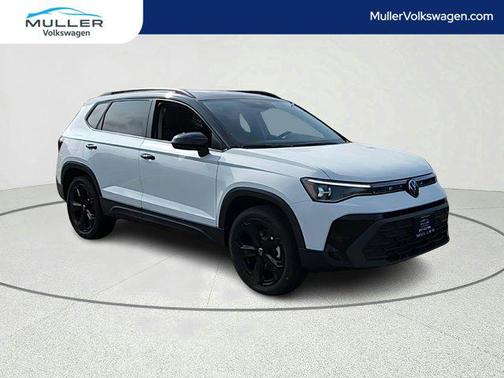 2025 Volkswagen Taos 1.5T SE Black