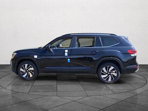 2025 Volkswagen Atlas 2.0T SE w/Technology 4MOTION